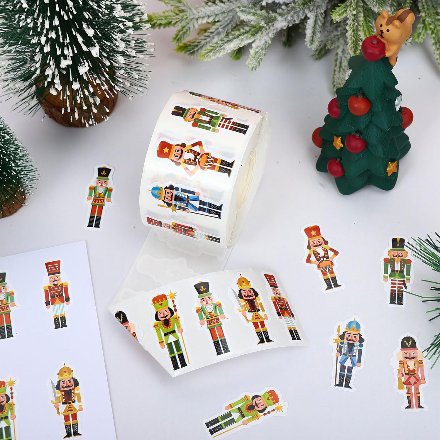 1000pcs(1 Roll) Christmas Nutc - Nutcracker Figurine ulasan dan harga